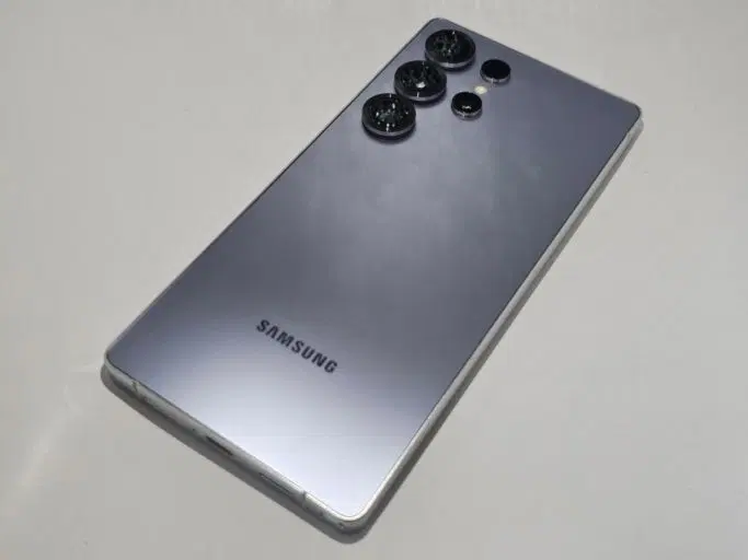 삼성 갤럭시 25 울트라 실버 256gb 교환해요(판매x)
