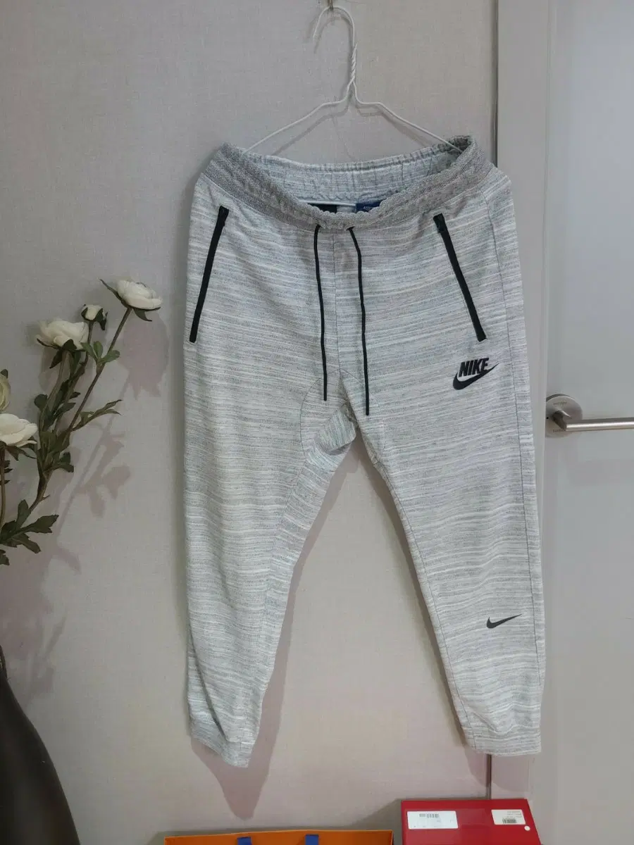 NIKE 나이키 (국대) 테크팩 더블스우시 M사이즈