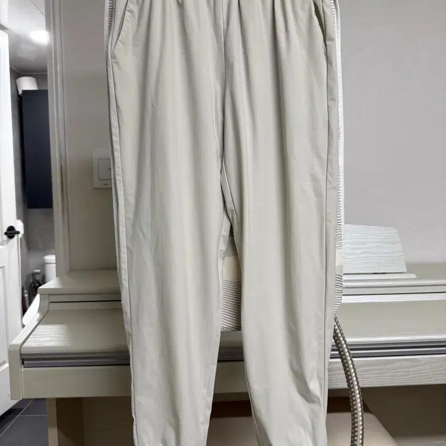 탑텐 밸런스 여성 조거 팬츠 베이지