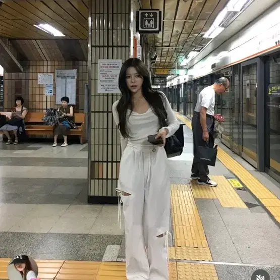 에이블리 디어셀린 바지