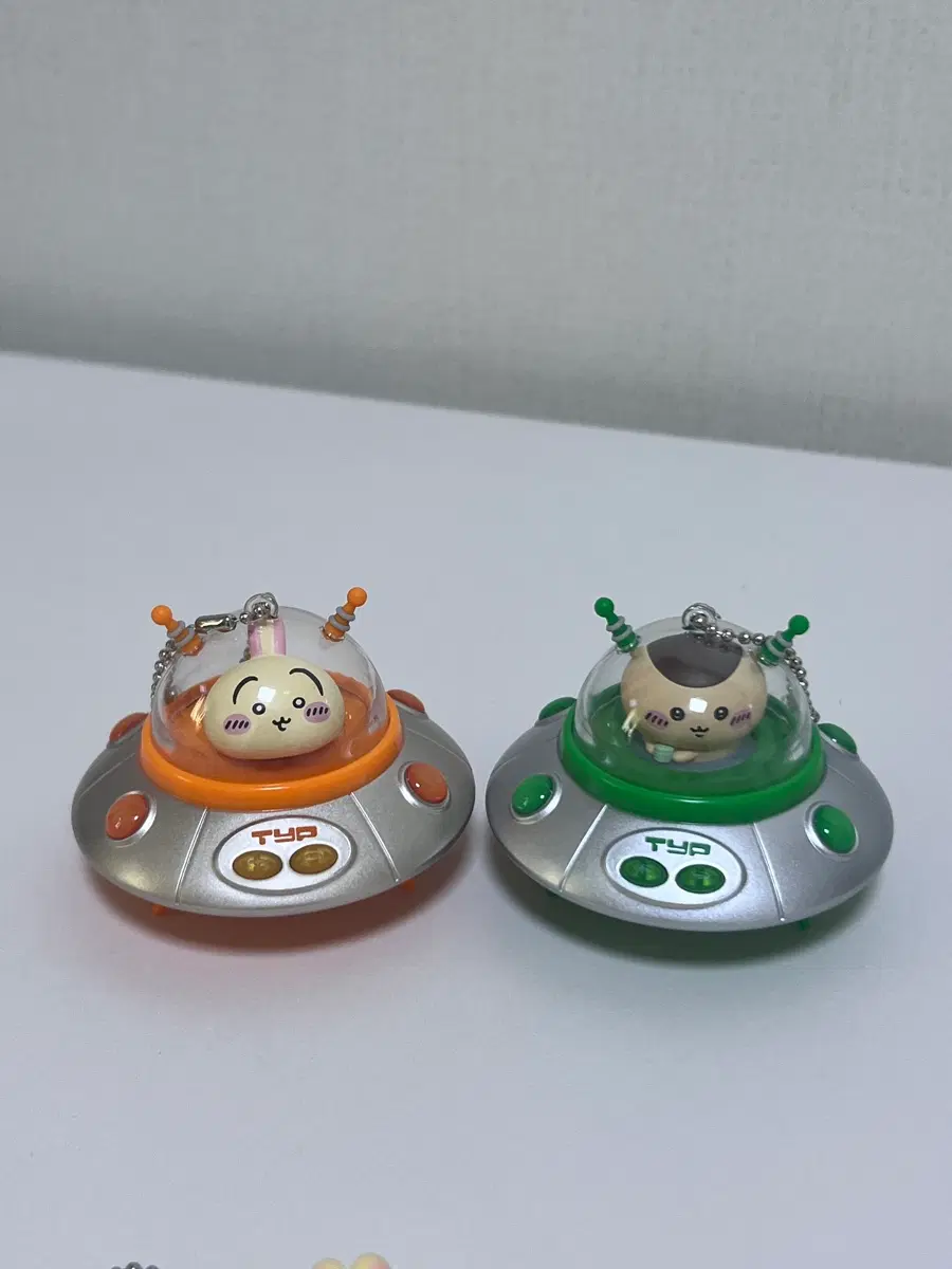 치이카와 UFO가챠+피규어SET 우사기