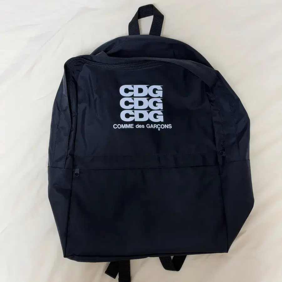 꼼데가르송 CDGCDGCDG 나일론 백팩