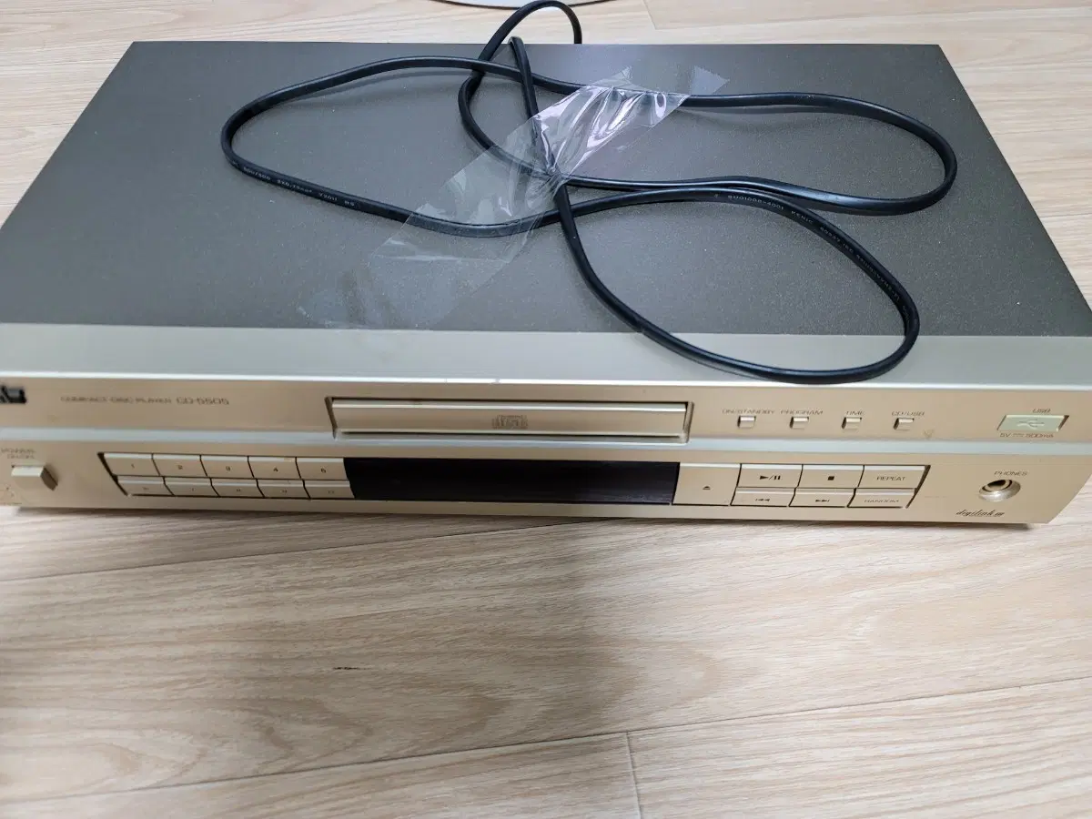 인켈 CD 플레이어 CD-5505