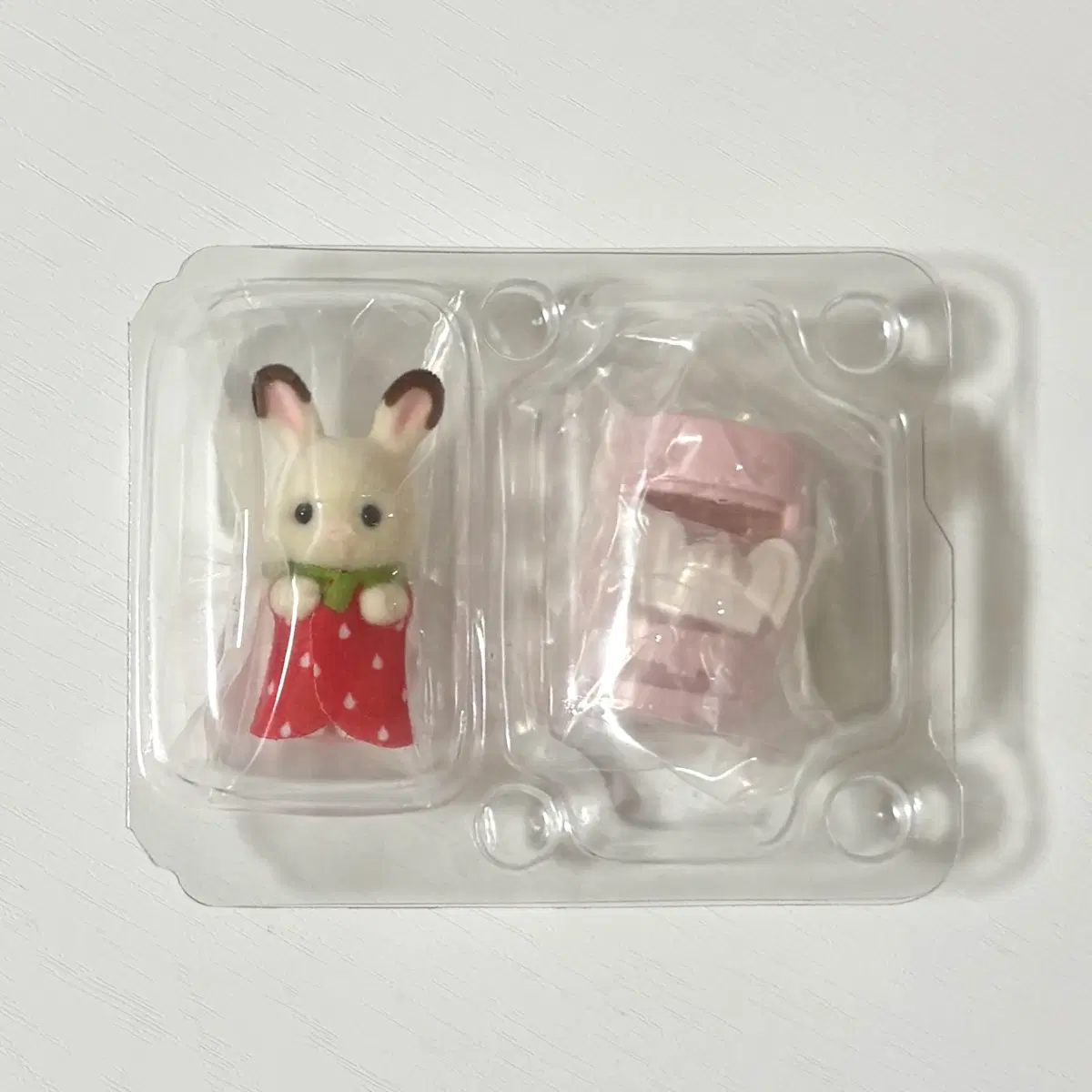 (미개봉) 실바니안 케이크파티 아기 초콜릿 초코토끼 딸기