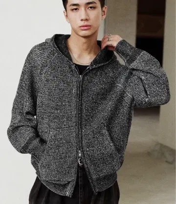WYM AZE KNIT CROPPED HOODIE