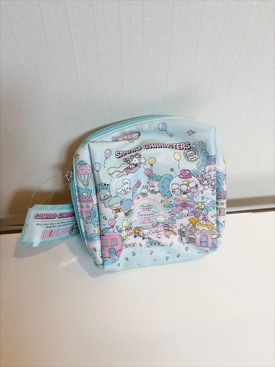 산리오 캐릭터즈 파우치