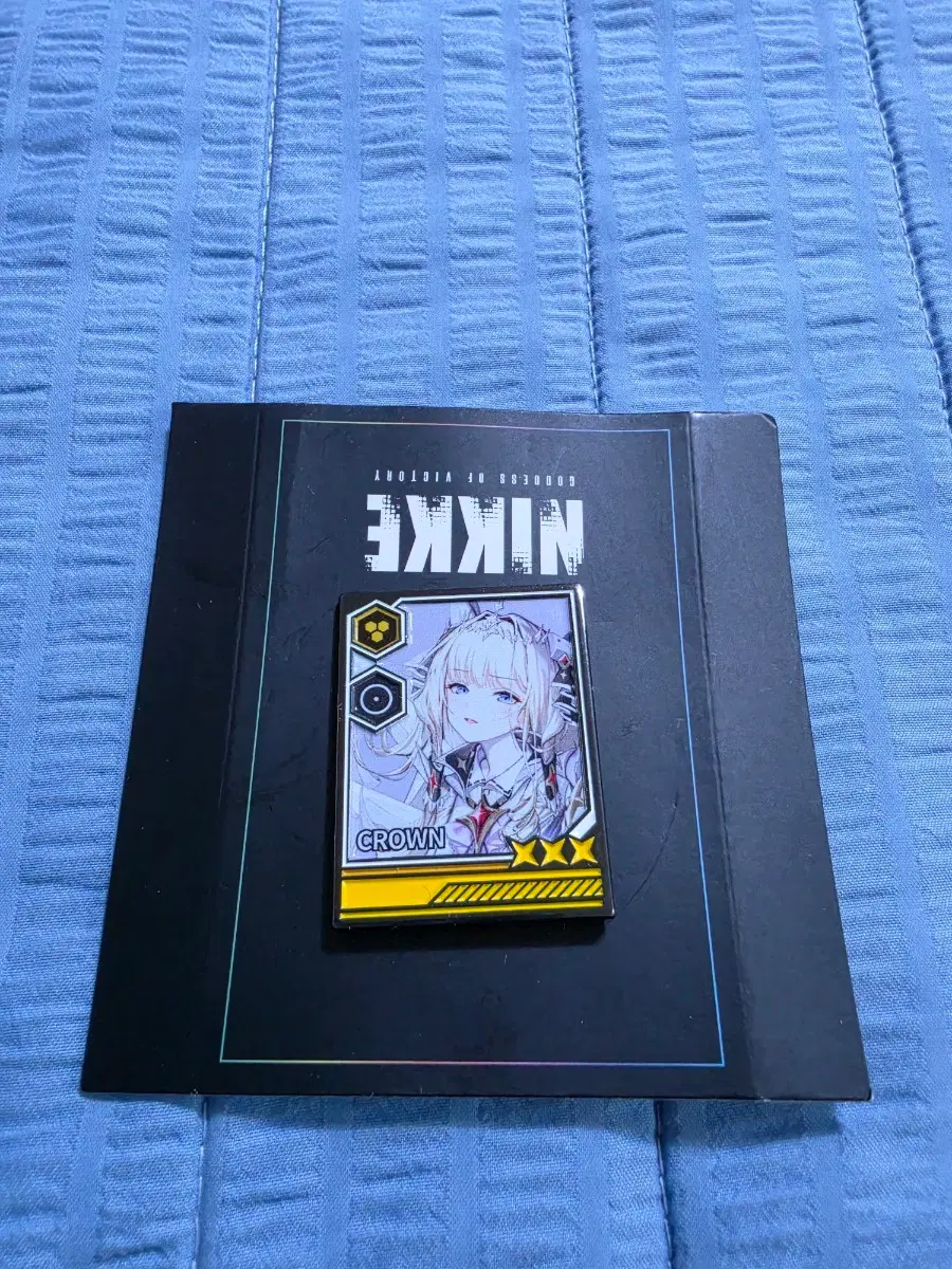 니케 크라운 메탈뱃지