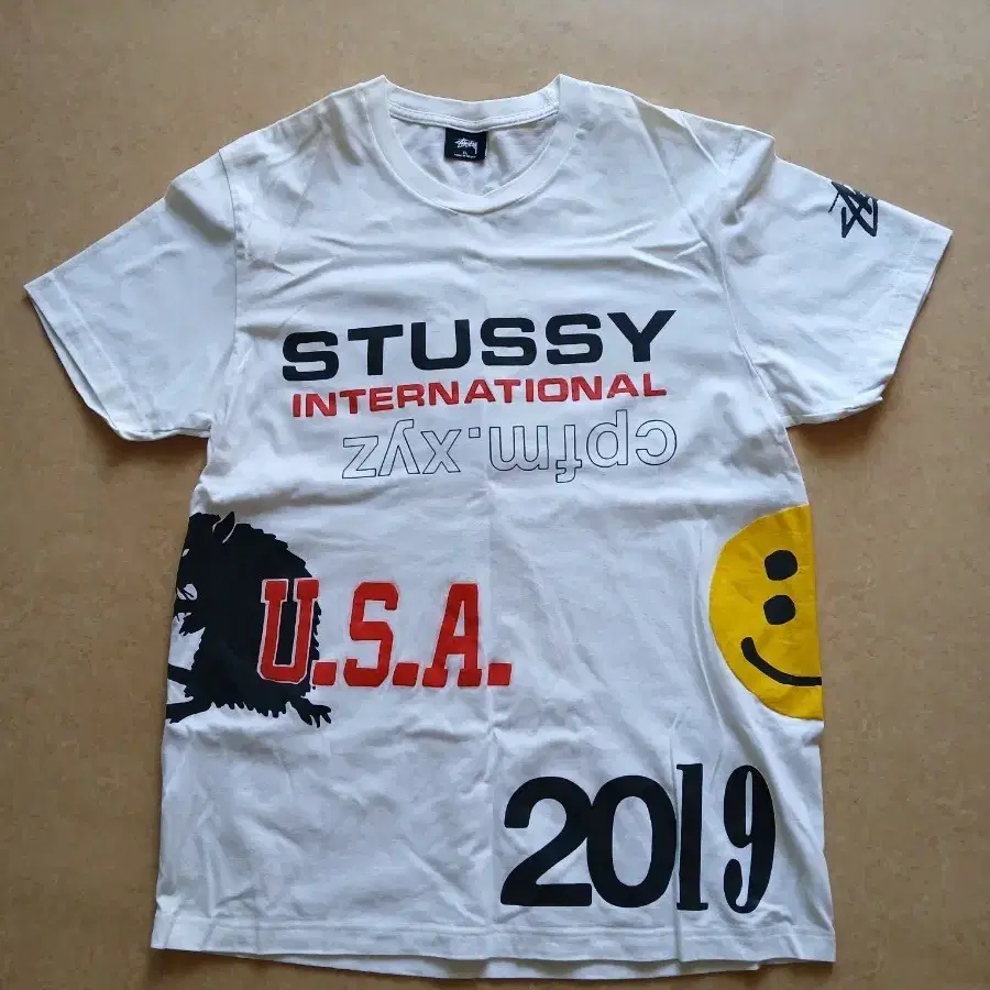 스투시 반팔티 2019 U.S.A. 프린팅 흰색 한정판