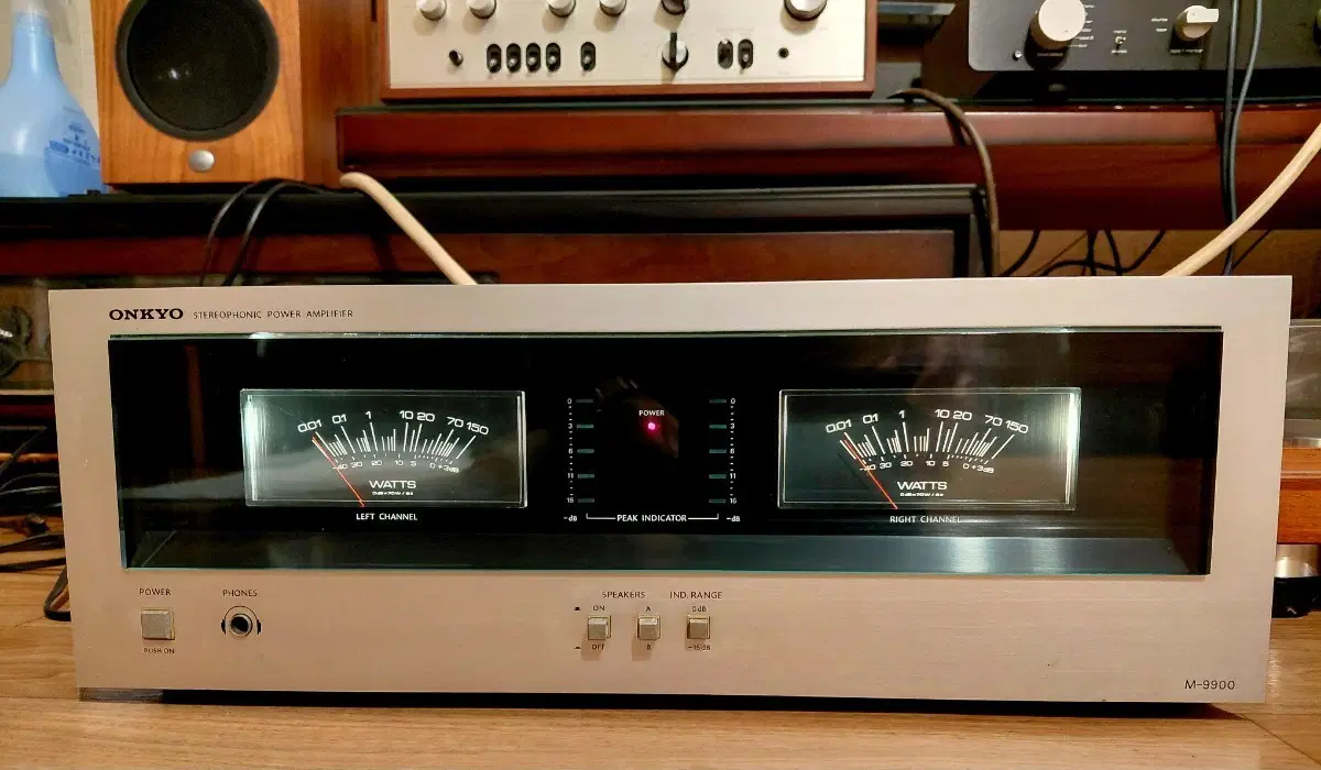 온쿄 M-9900 스테레오 파워 앰프