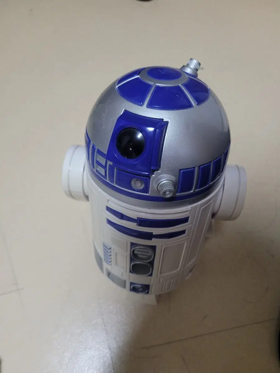해즈브로 r2d2
