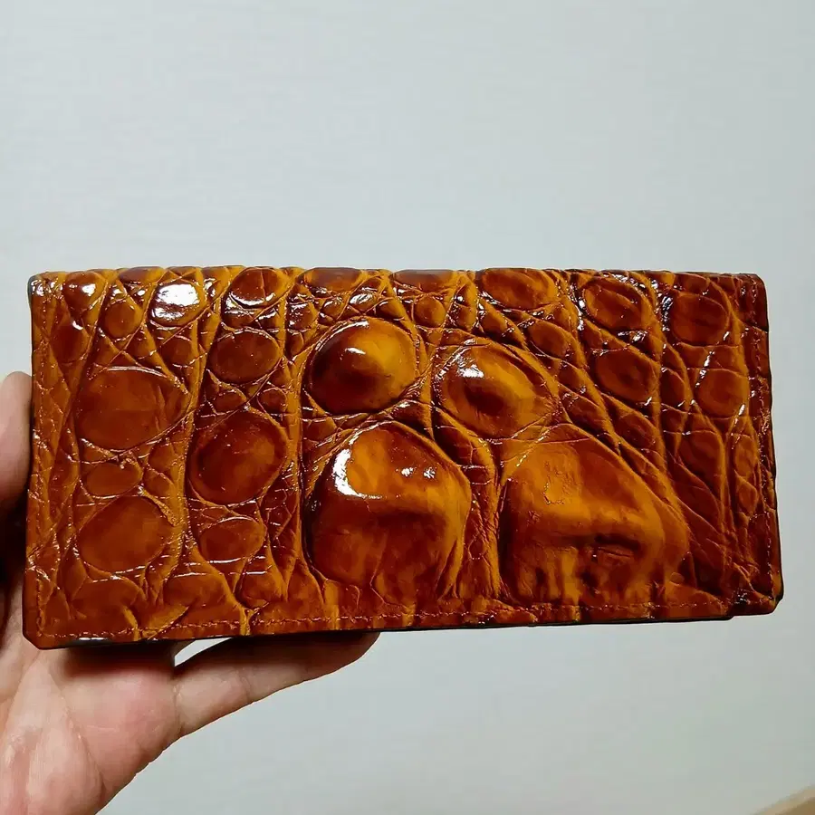 UEGENE LEATHER 악어가죽 장지갑 브라운