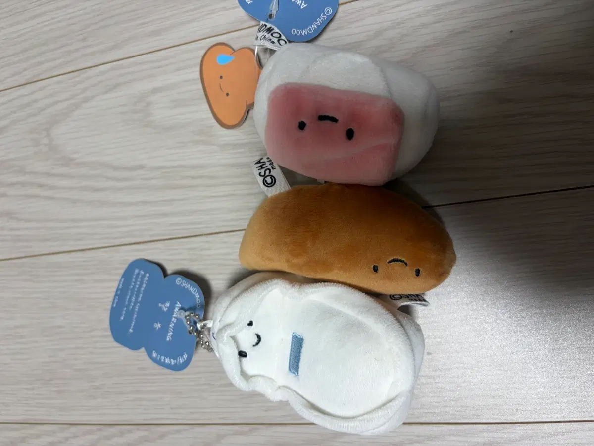 변기 똥 휴지 인형