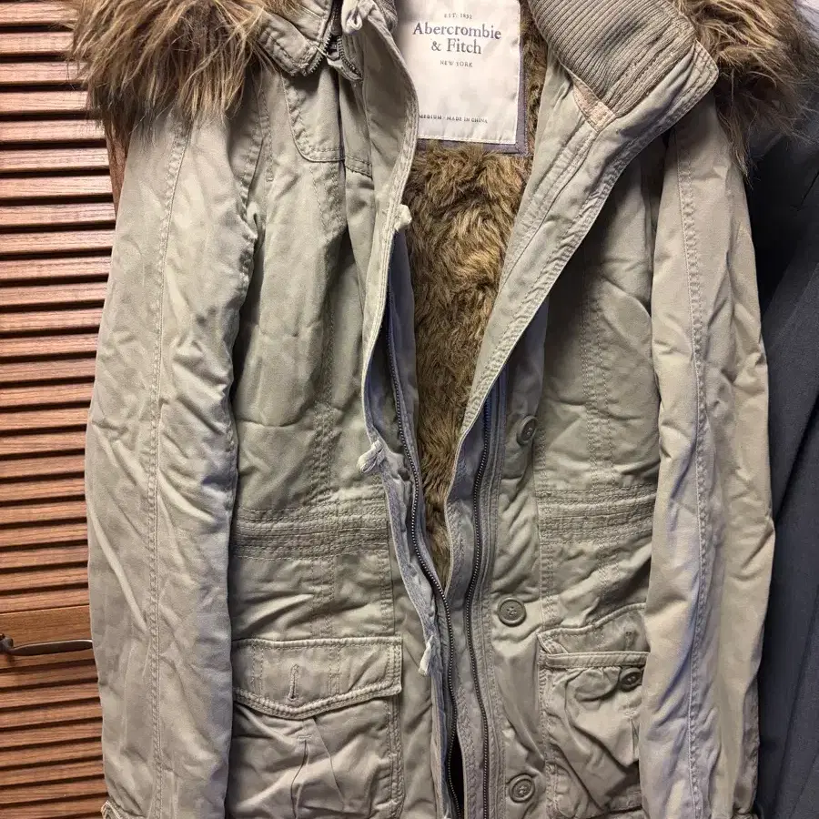 abercrombie 털점퍼 판매합니다