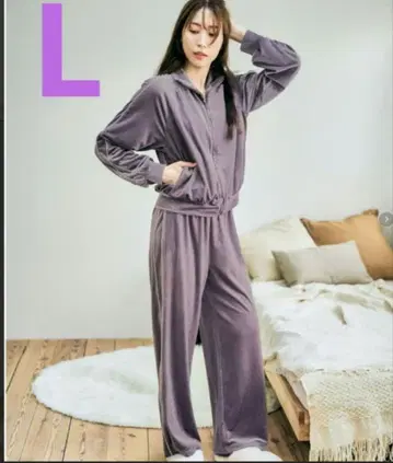 에메필 L 룸웨어 샤이니 벨로아 긴팔 상하의 세트 퍼플