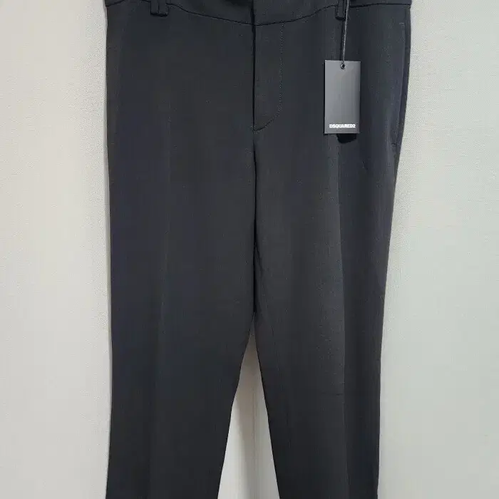 Dsquared2 BLACK cropped trousers