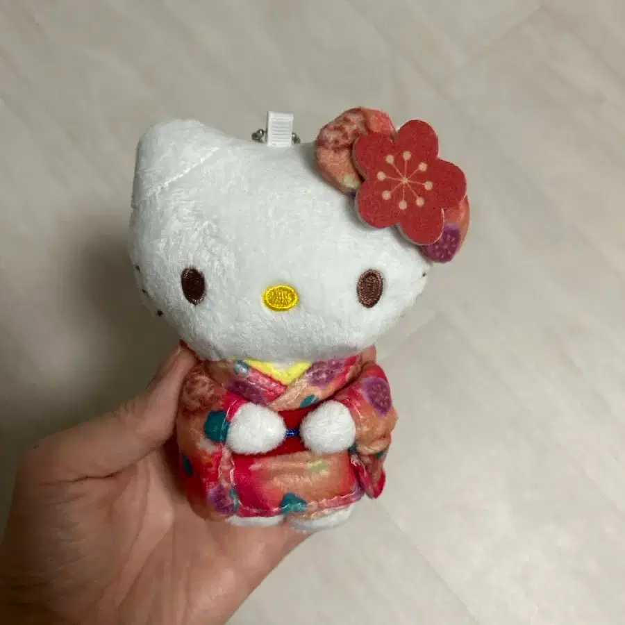 헬로키티 기모노 인형 키링