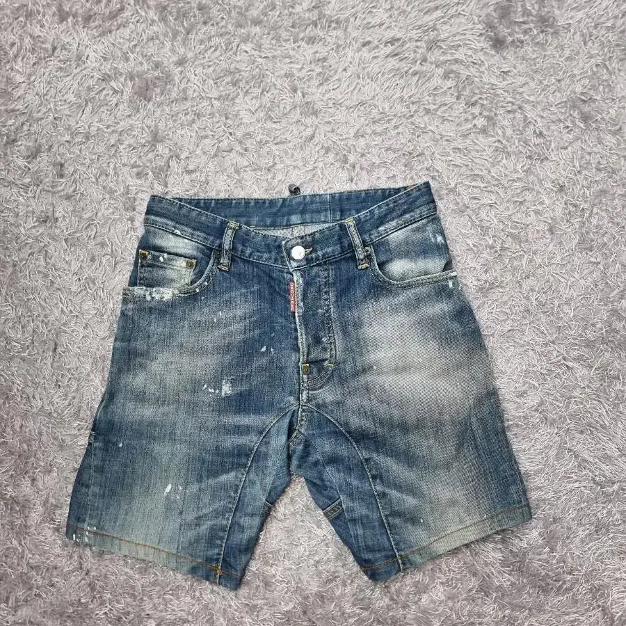 디스퀘어드 청반바지 마차진 42
