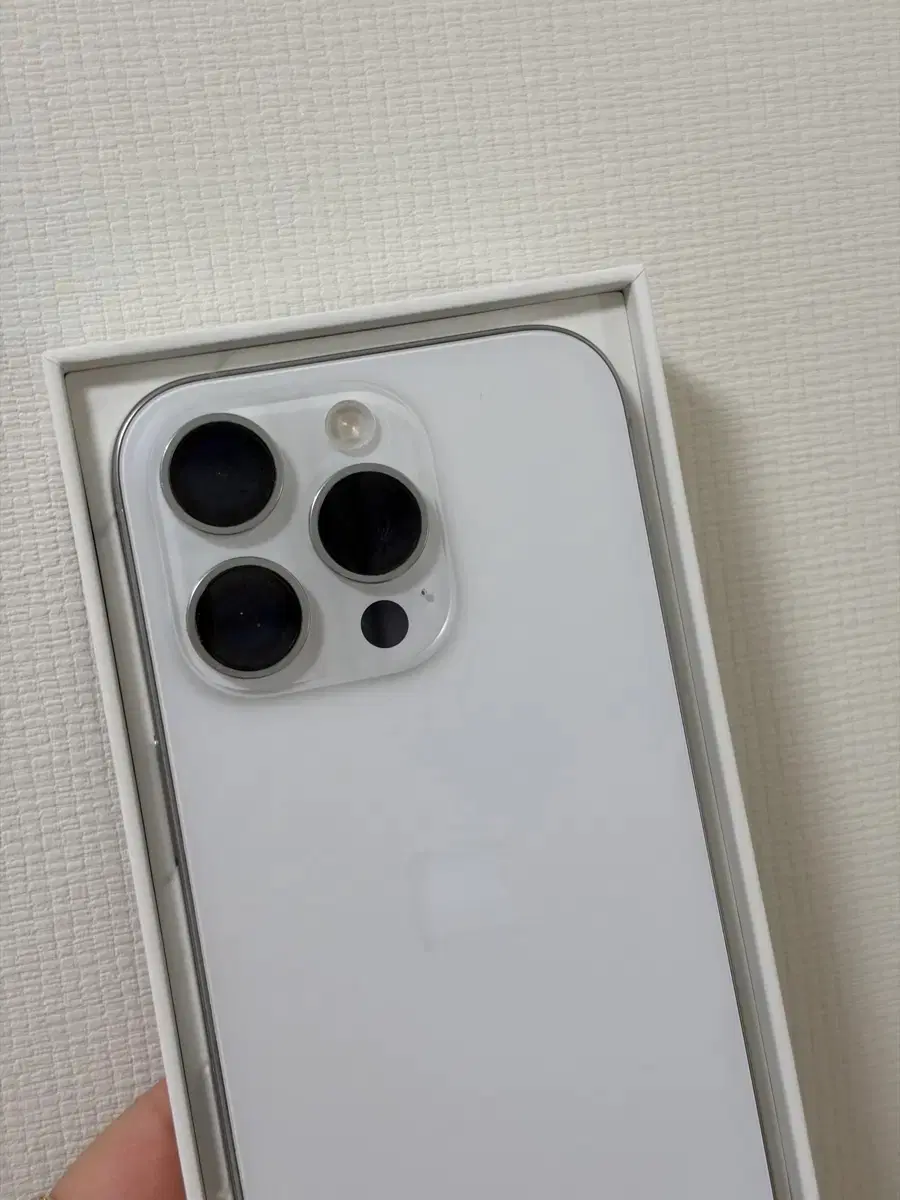 애플 아이폰 16 pro 128GB