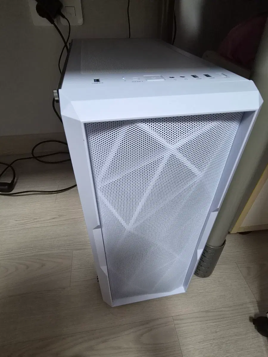 모니터+ 3060ti 게이밍 pc 판매 합니다