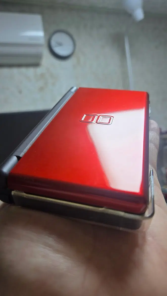닌텐도 DS Lite 크림슨 레드 정발판 판매