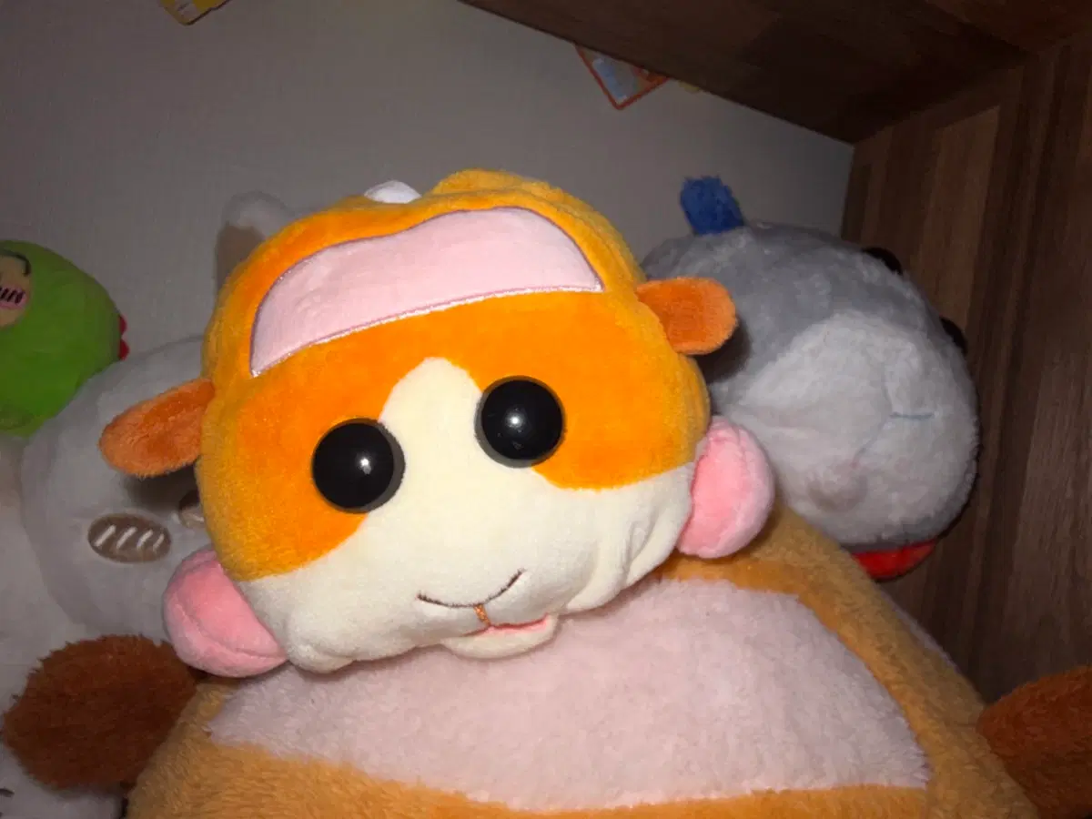 뿌이뿌이모루카 핸드폰거치 인형