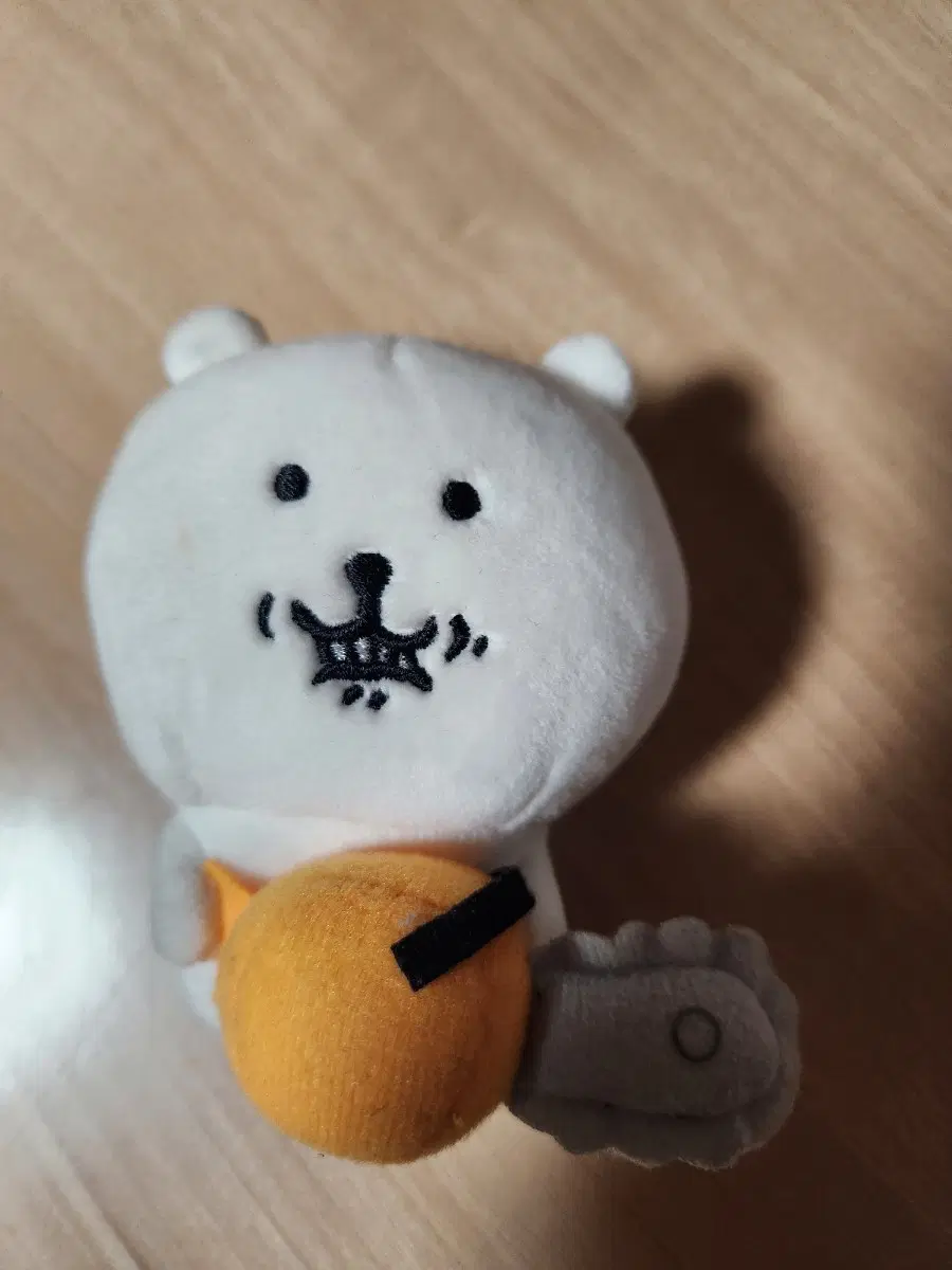 농담곰 체인소맨 콜라보 전기톱 인형 마스코트