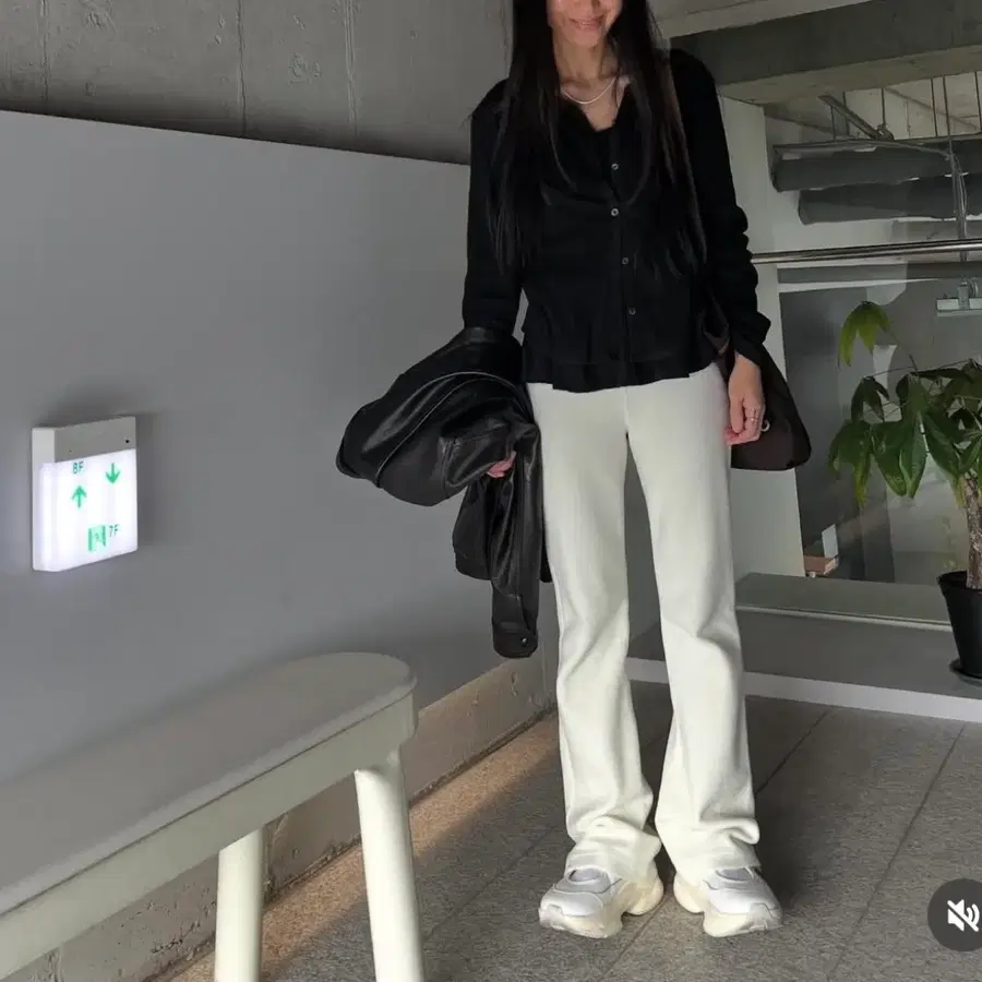 띵크플랜트 소프트 부츠컷 팬츠 블랙