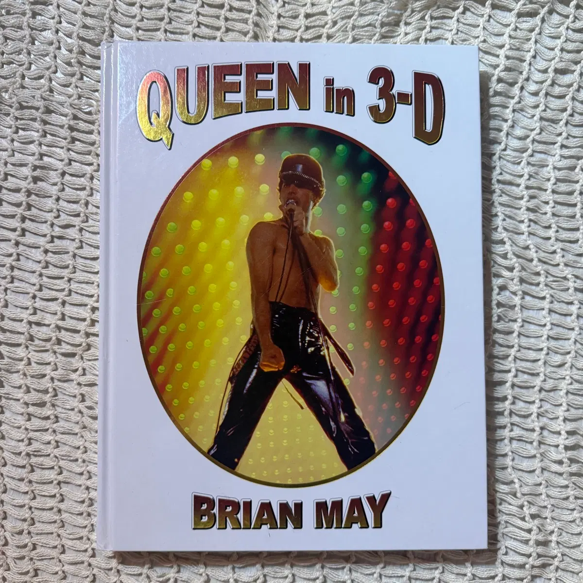 Queen in 3D 밴드 퀸 사진집