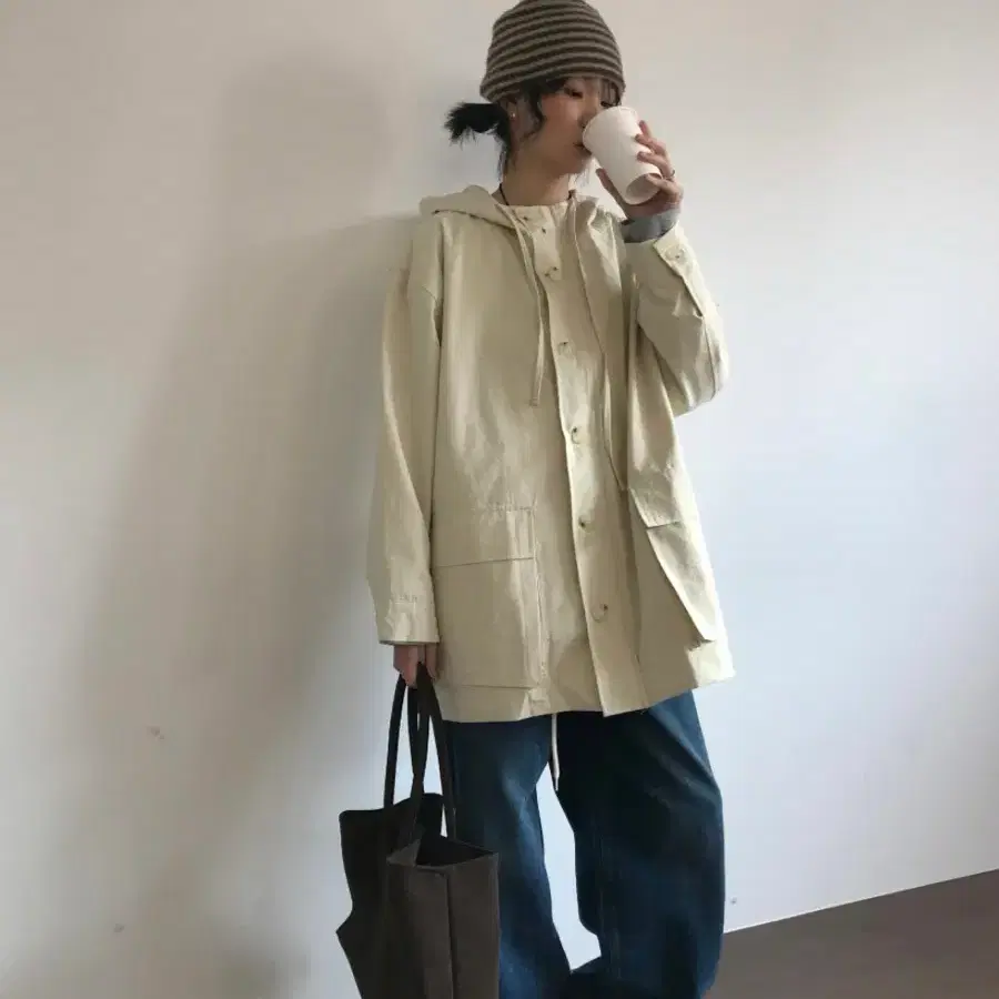 더기 리베 유틸리티 후드 코트 크림컬러