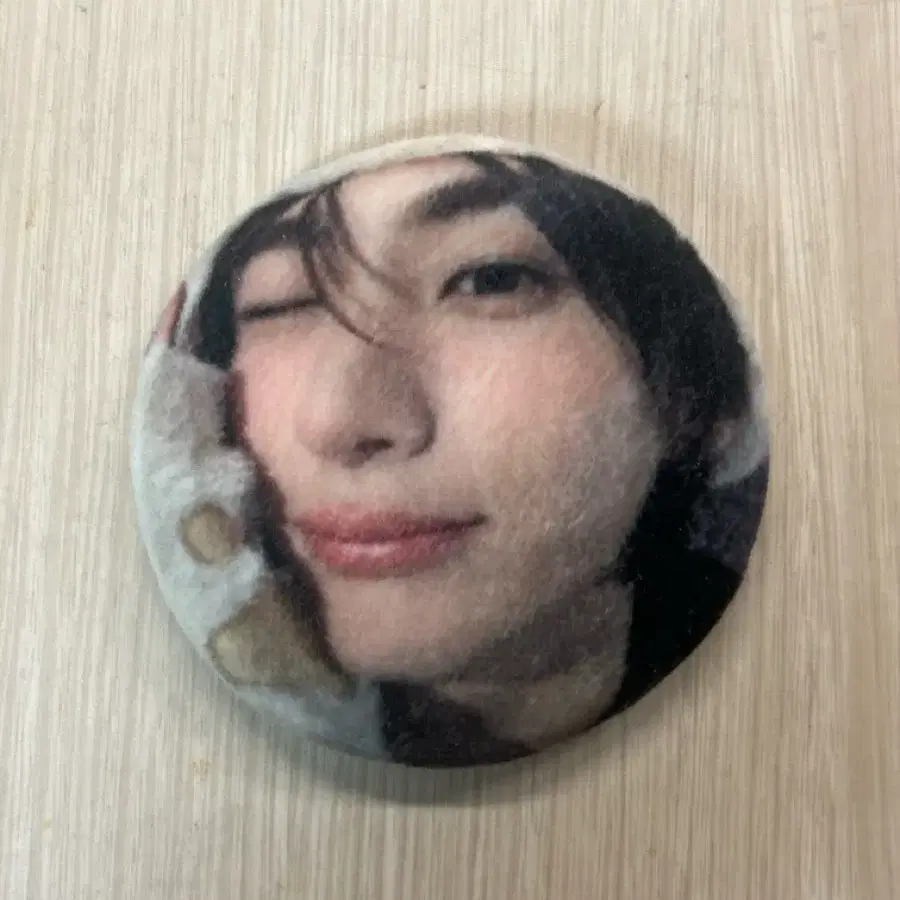 앤톤 말랑이핀뱃지