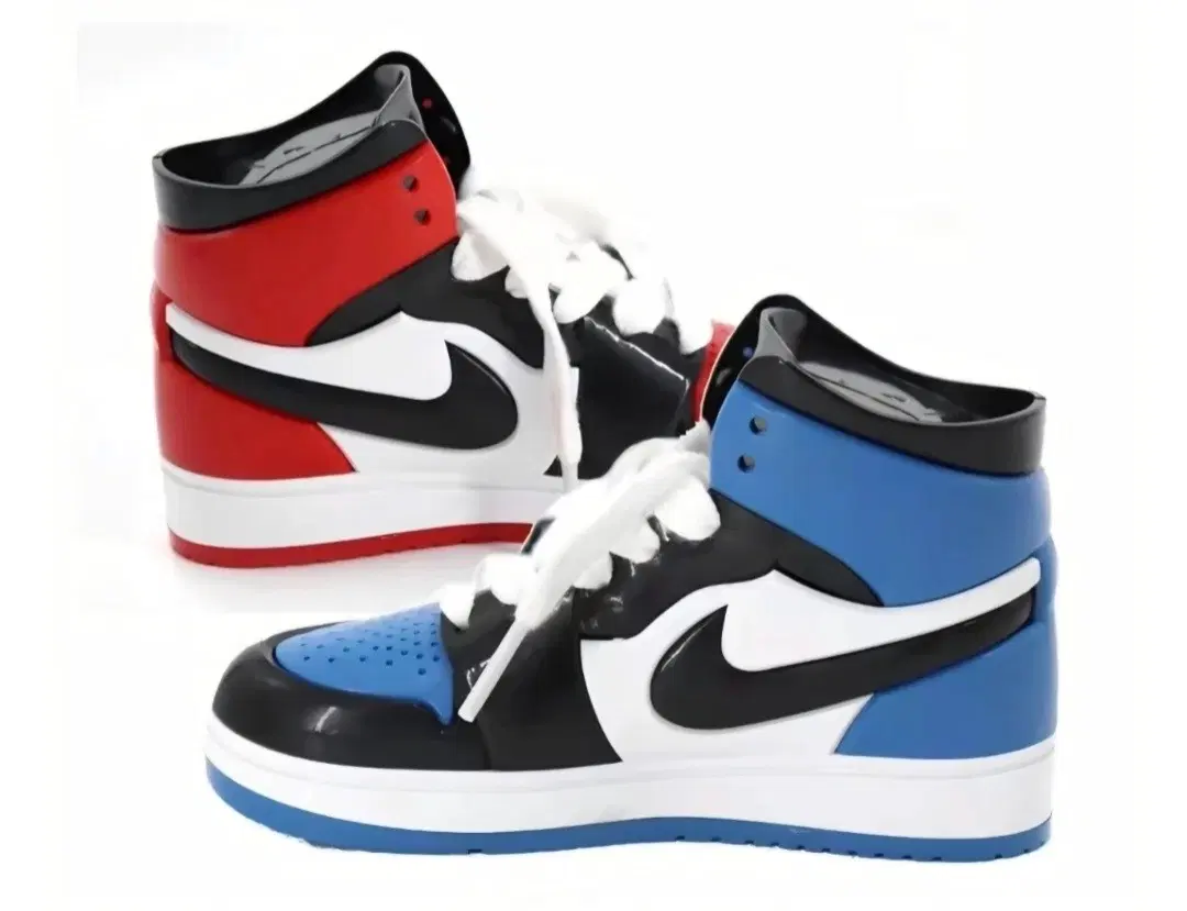 AJ1 슈즈 스피커 MK-301 개당가격 새상품 입니다 디자인 굿 엄청 멋지고 탄탄 합니다