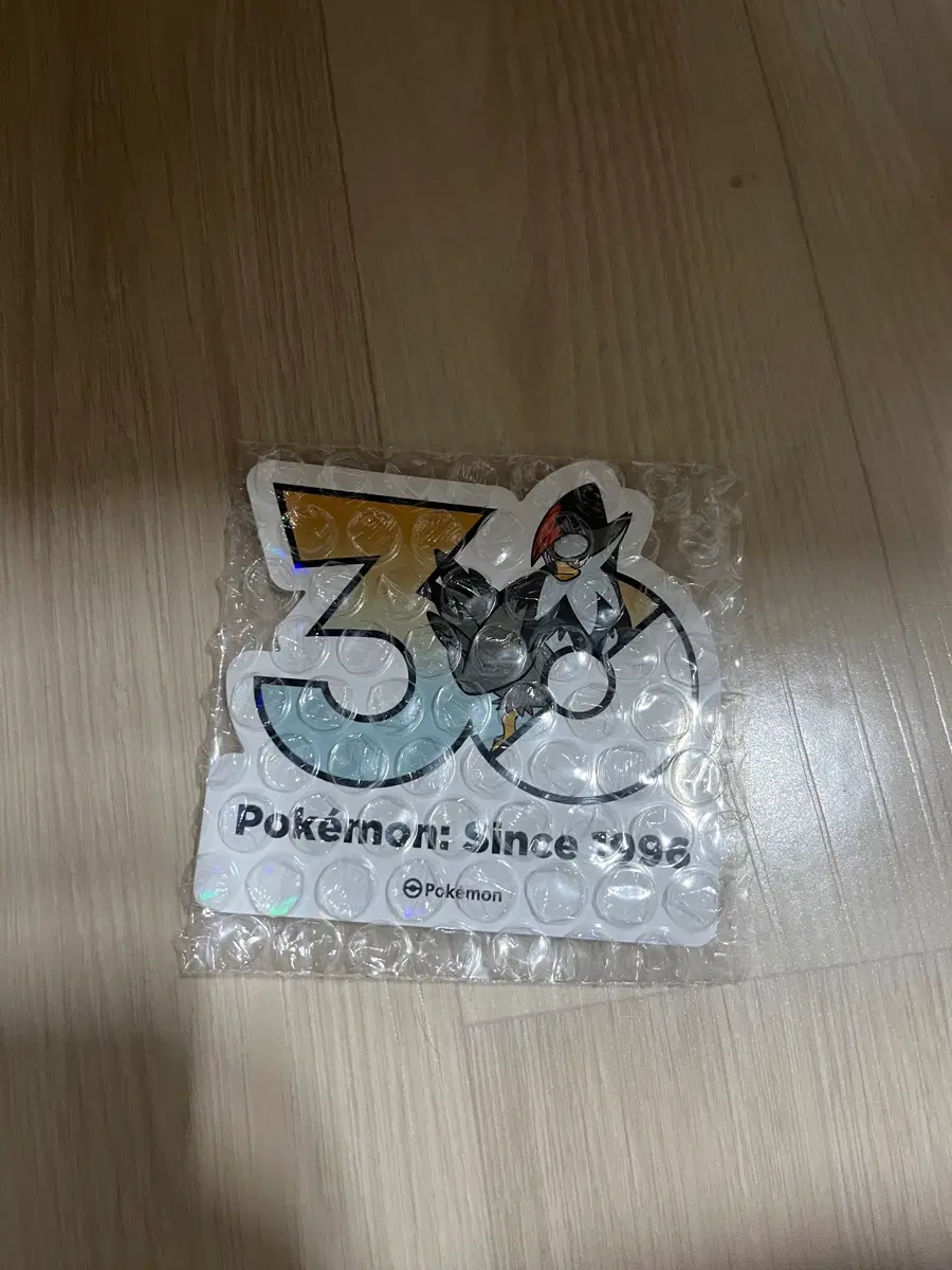 30주년 포켓몬 스티커 찌르호크