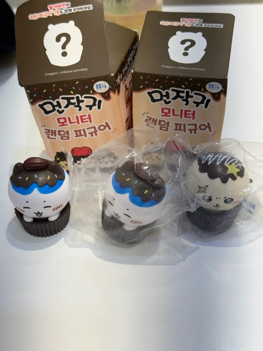 먼작귀 모니터 피규어 하치와레, 랏코
