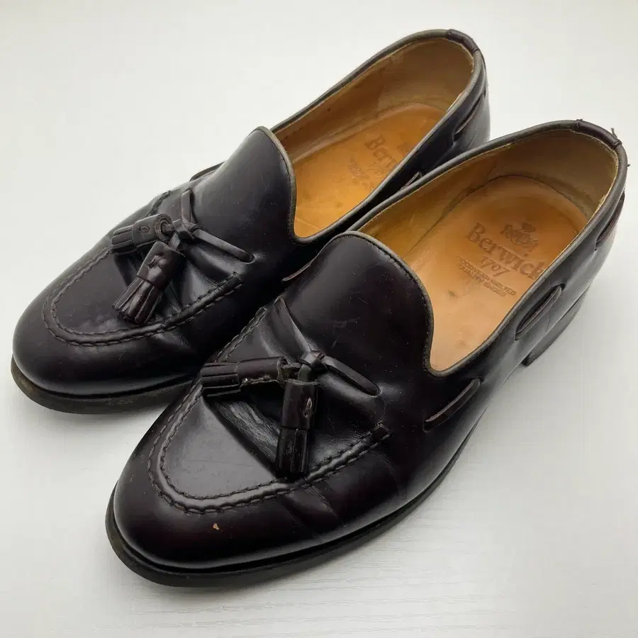 Berwick 1707 Tassel Loafer