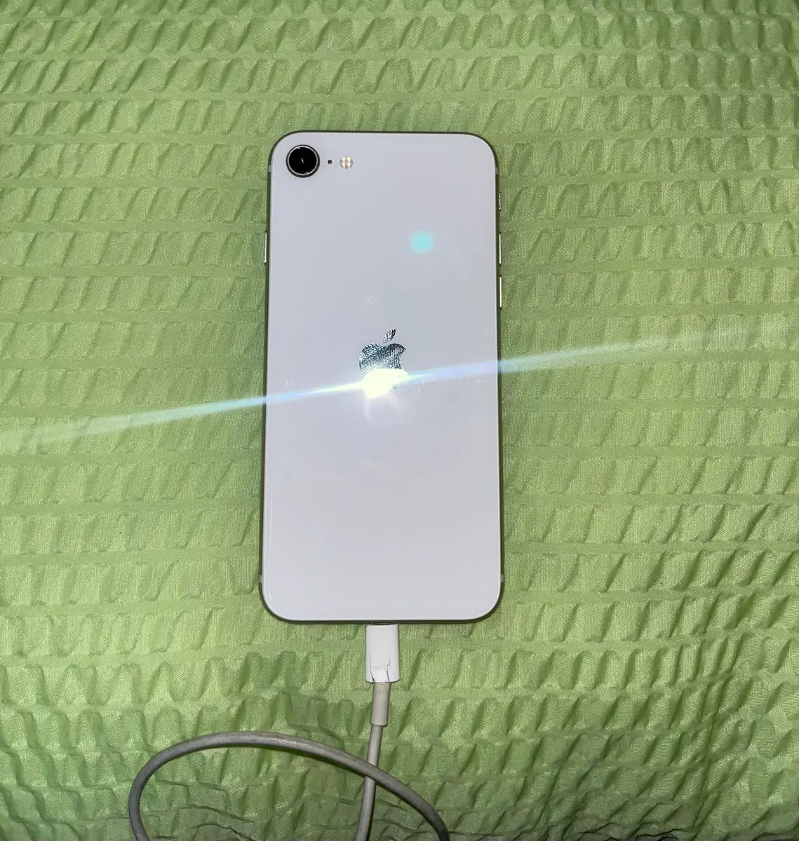 아이폰 se3 스타라이트 128gb (외관s급)