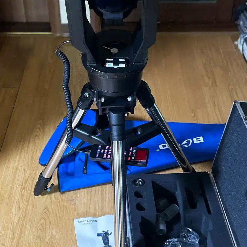 천체망원경 bcto etx90bb 입니다