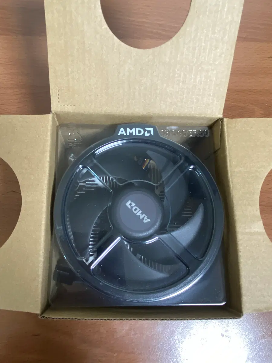 미사용 AMD 정품 CPU 쿨러