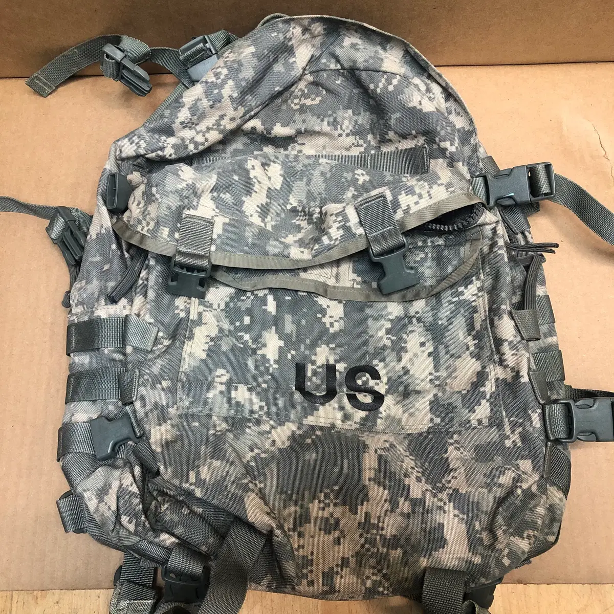 ACU어썰트12. MOLLE II ACU 어썰트 팩 35L - 바닥 외 전체 A+급 (중고) 15