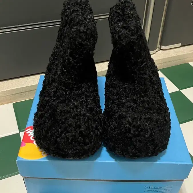 새상품:) 블랙 뽀글이부츠 230