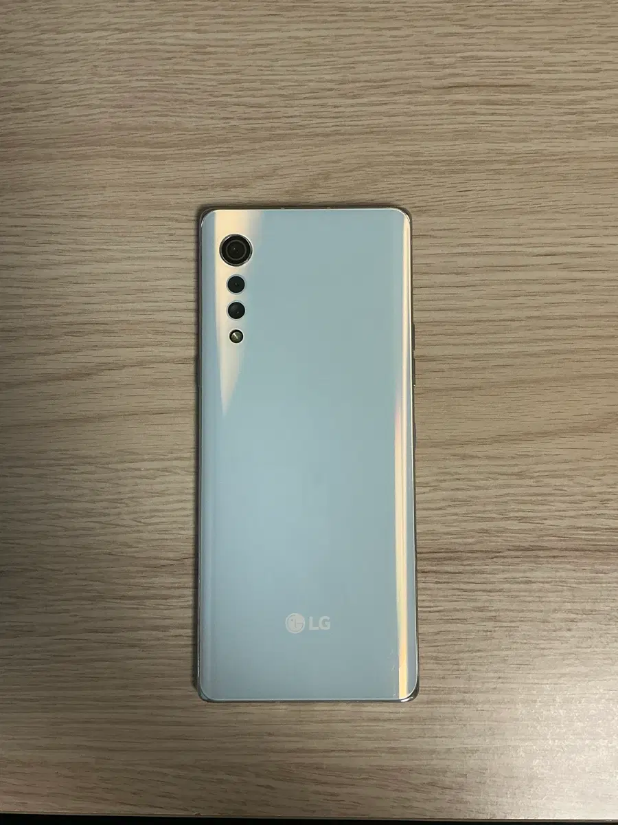 LG 벨벳 화이트