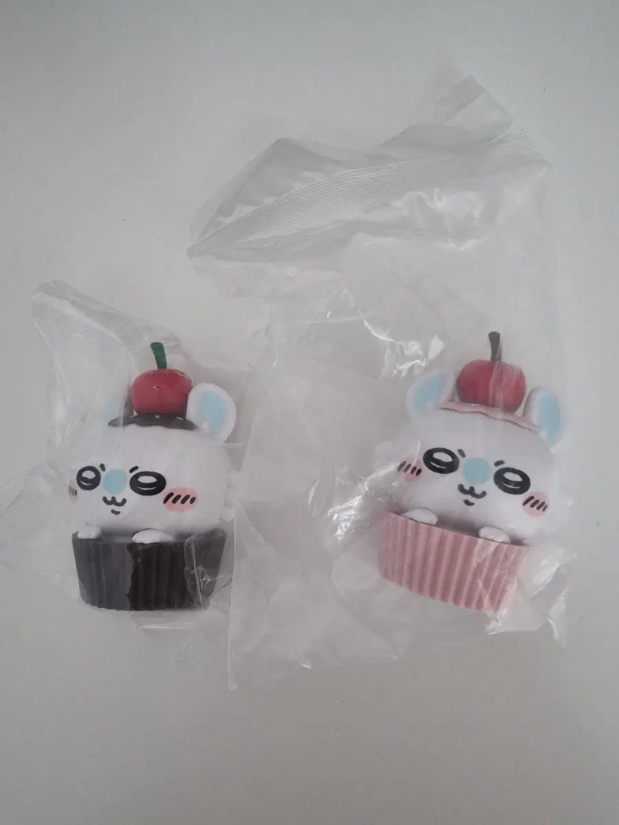 치이카와 먼작귀 모니터 랜덤 피규어 컵케이크 모몽가 히든
