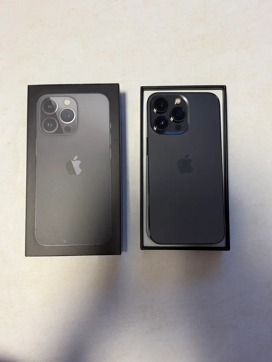 아이폰 13 Pro 128GB 그래파이트 풀박스