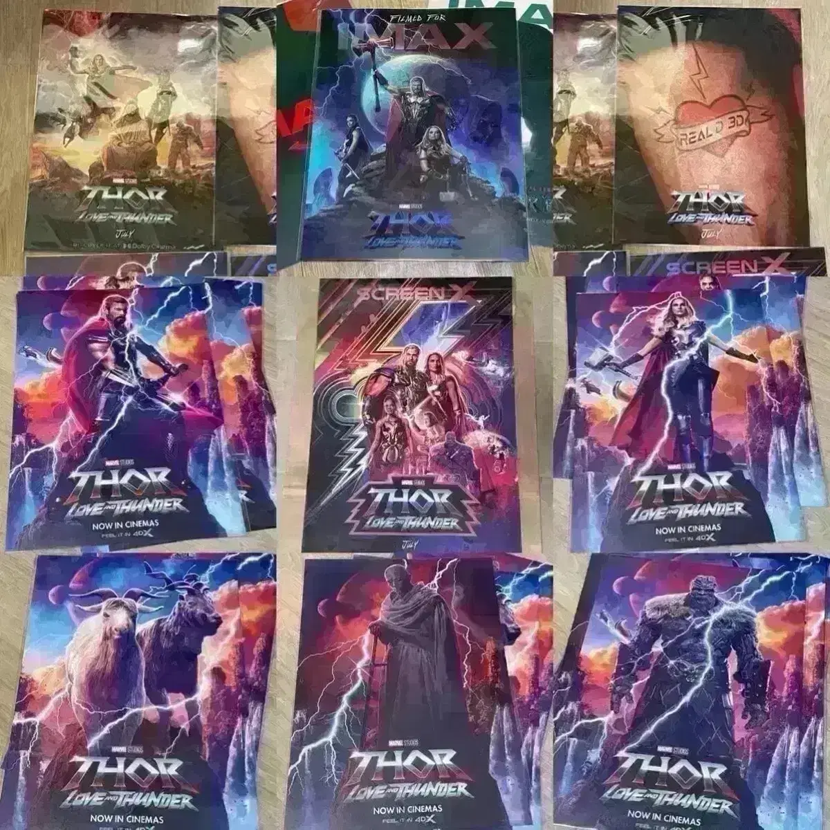 토르 러브앤썬더 포스터 아이맥스 IMAX 4DX 스크린엑스 리얼디 필름마크 아트카드 오리지널 티켓 오티 LP 엘피 기타피크 돌비 북마크세트