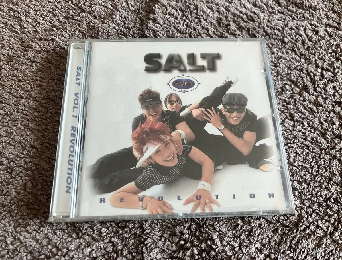 90년대 솔트 Salt 정규 1집 Revolution 앨범 국내 라이센스 초판 홍보용(Promo) 미개봉 CD 유로댄스 시디