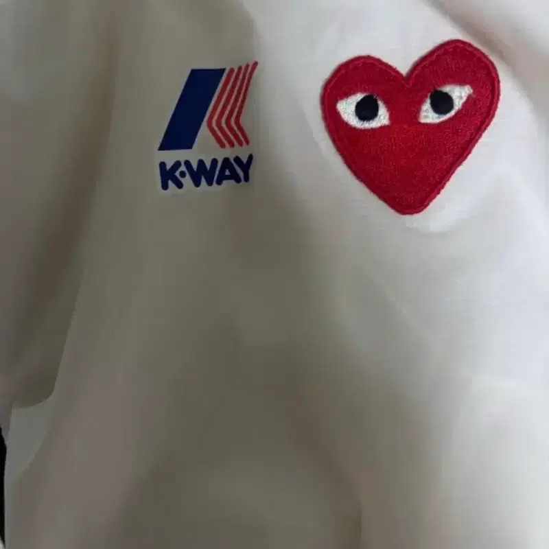 꼼데x K-way 까웨 바람막이 (이번달만 판매)