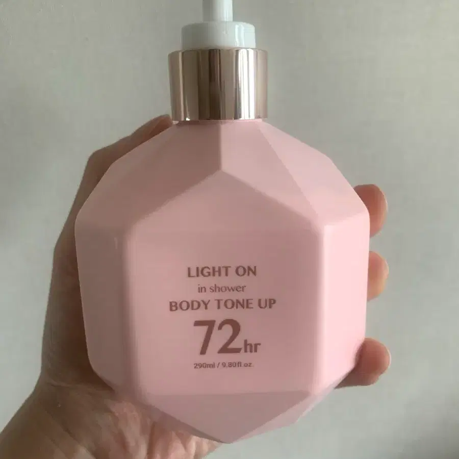 비오엠 샤워 톤업크림