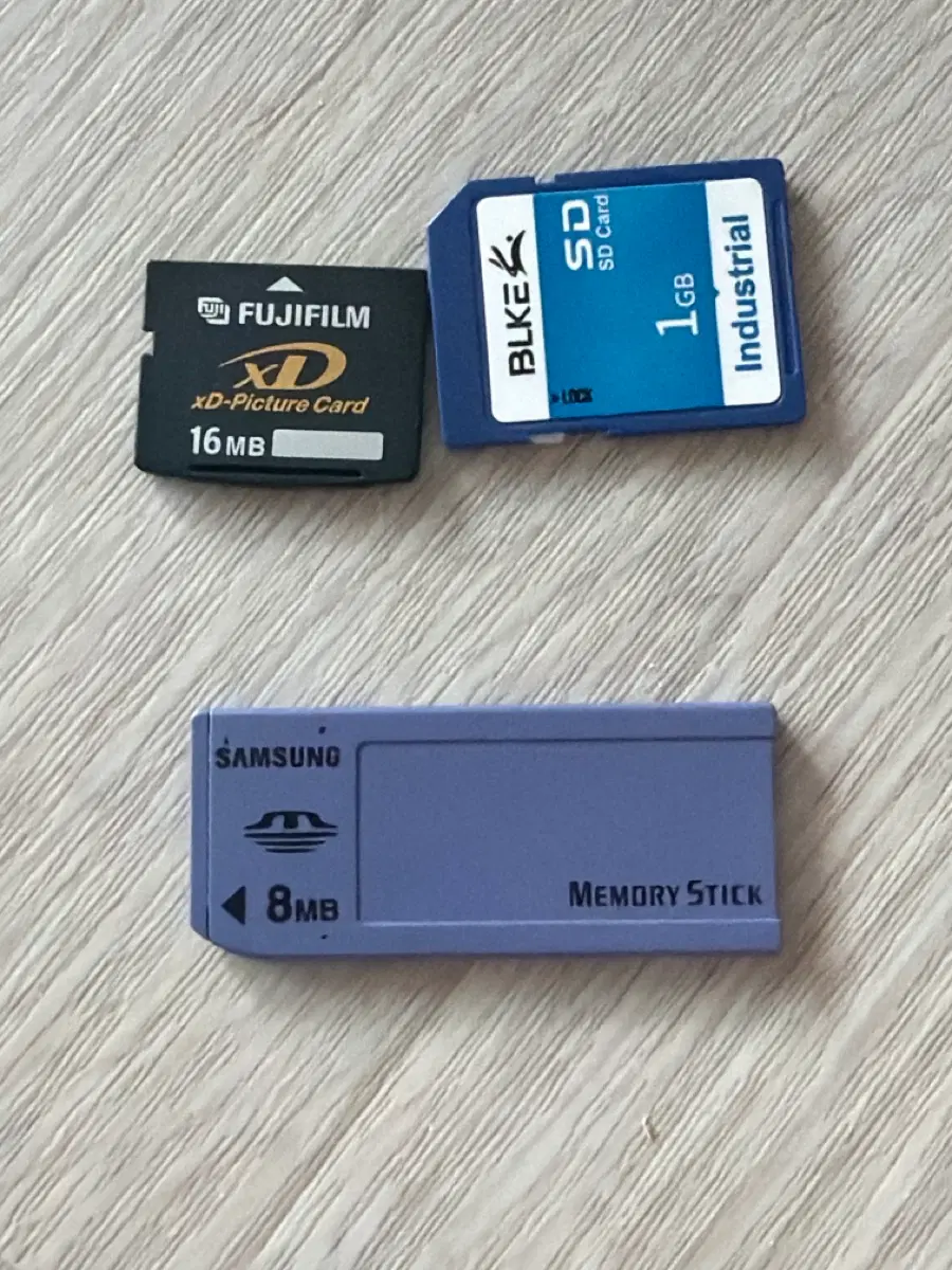 삼성 메모리스틱 8mb