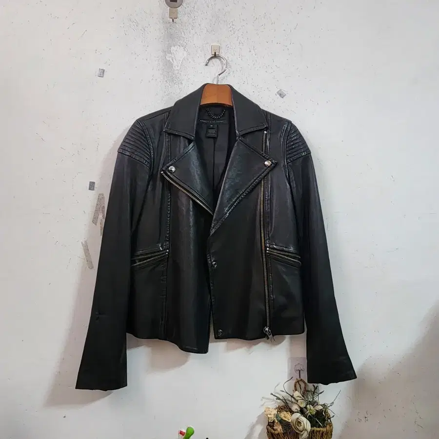 자라블랙 여성 양가죽 라이더 자켓