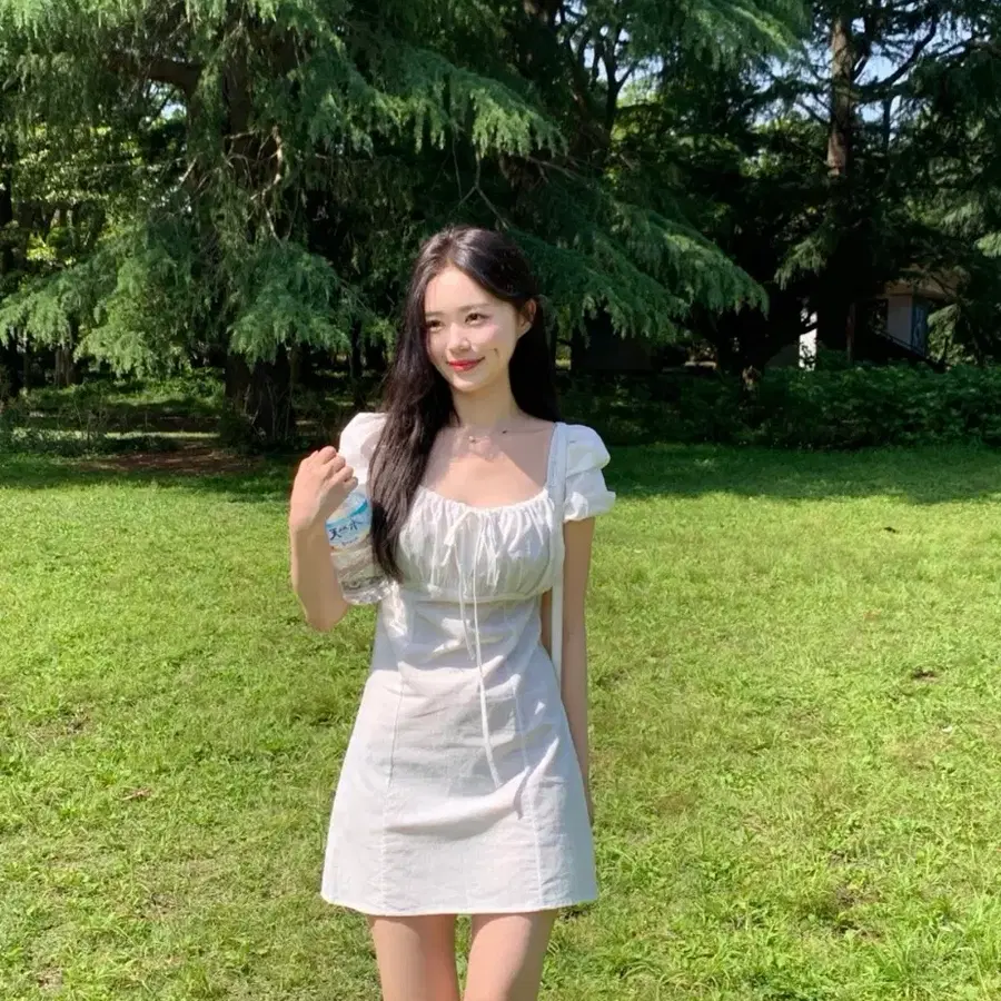 데이로제 화이트 미니 원피스