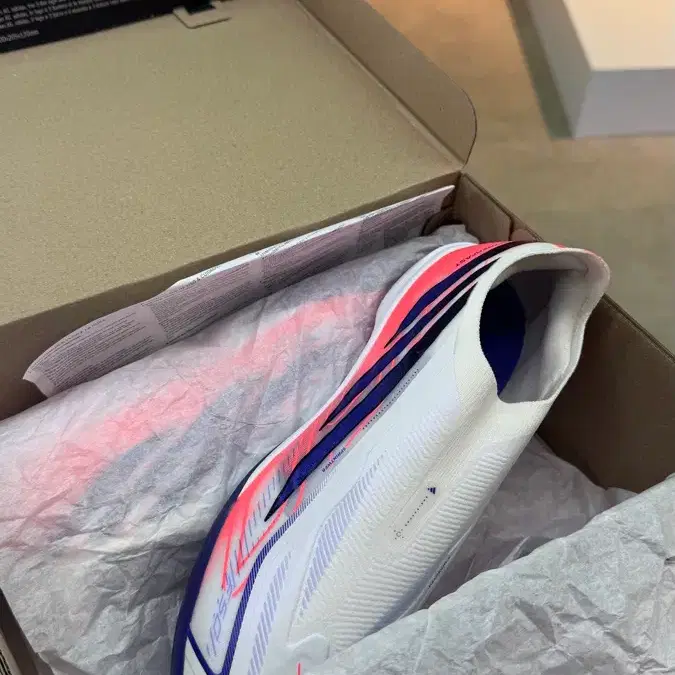 f50 하이퍼패스트 프로 풋살화 필요하신 분?